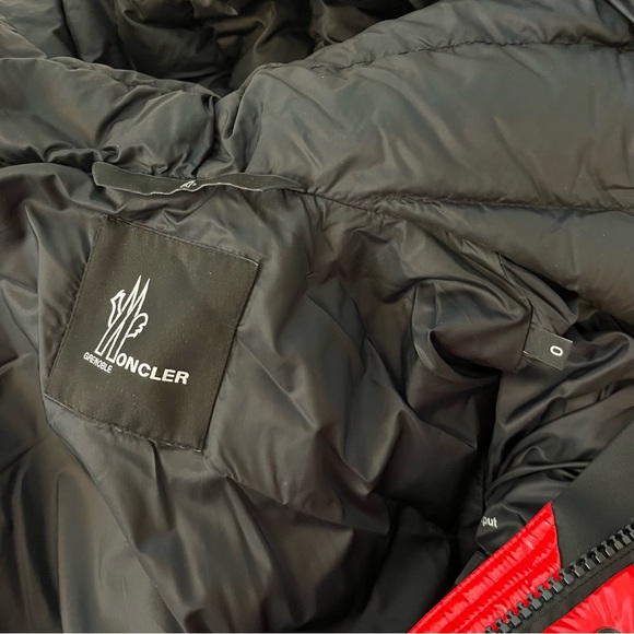 RARE Authentic Moncler Grenoble Fenis red apres ski parka jacket 0 - Picture 8 of 13